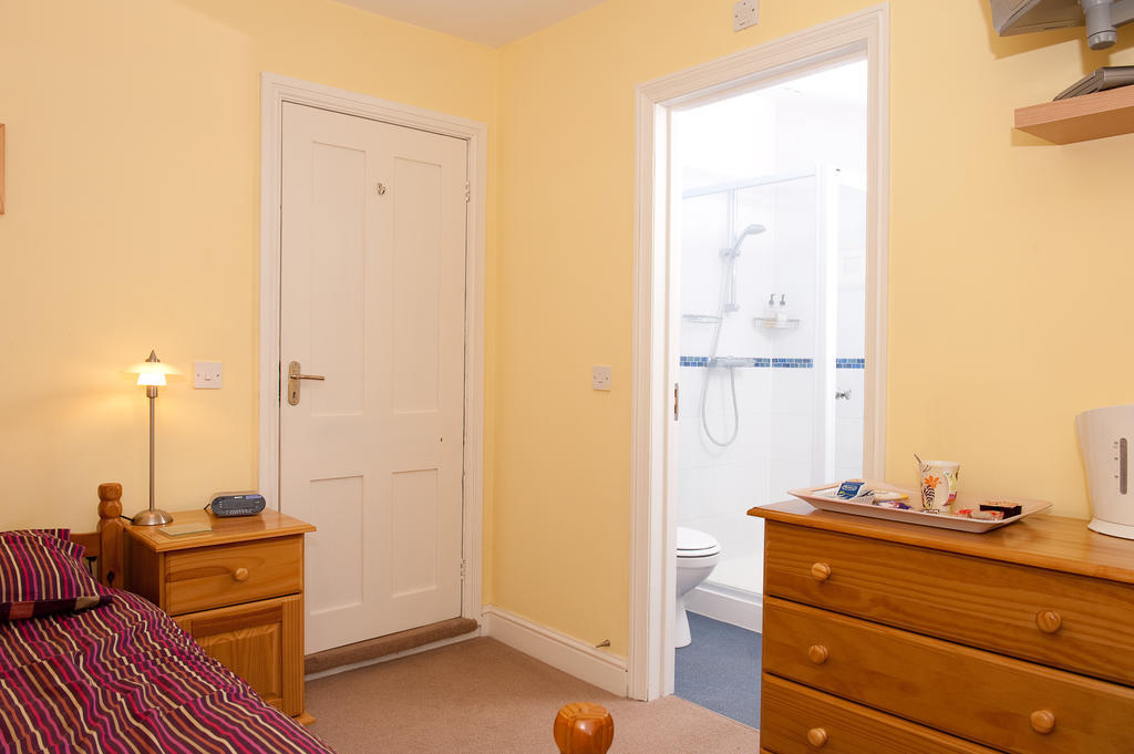Holbrook Bed And Breakfast Shaftesbury Room photo